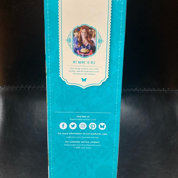 🔪Pioneer Woman Cutlery Set with Wooden Block 🔪 - Picture 8 of 11